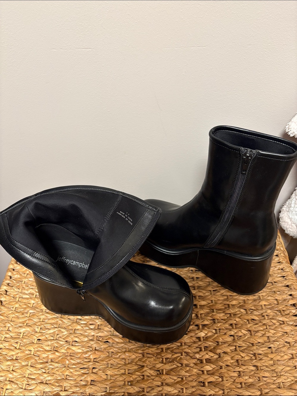 Jeffrey Campbell Black Leather Platform Ankle Boots - Picture 5 of 5